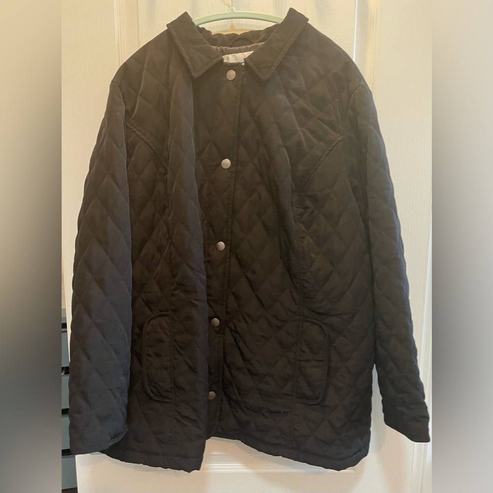 Avenue Black Quilted Puffer Jacket Size 26/28